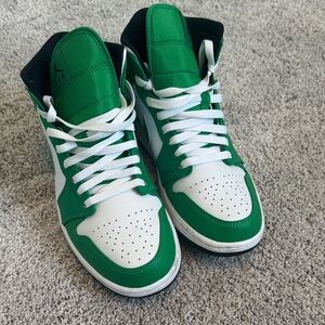Nike Jordan Green and White Men's High-Top Sneakers